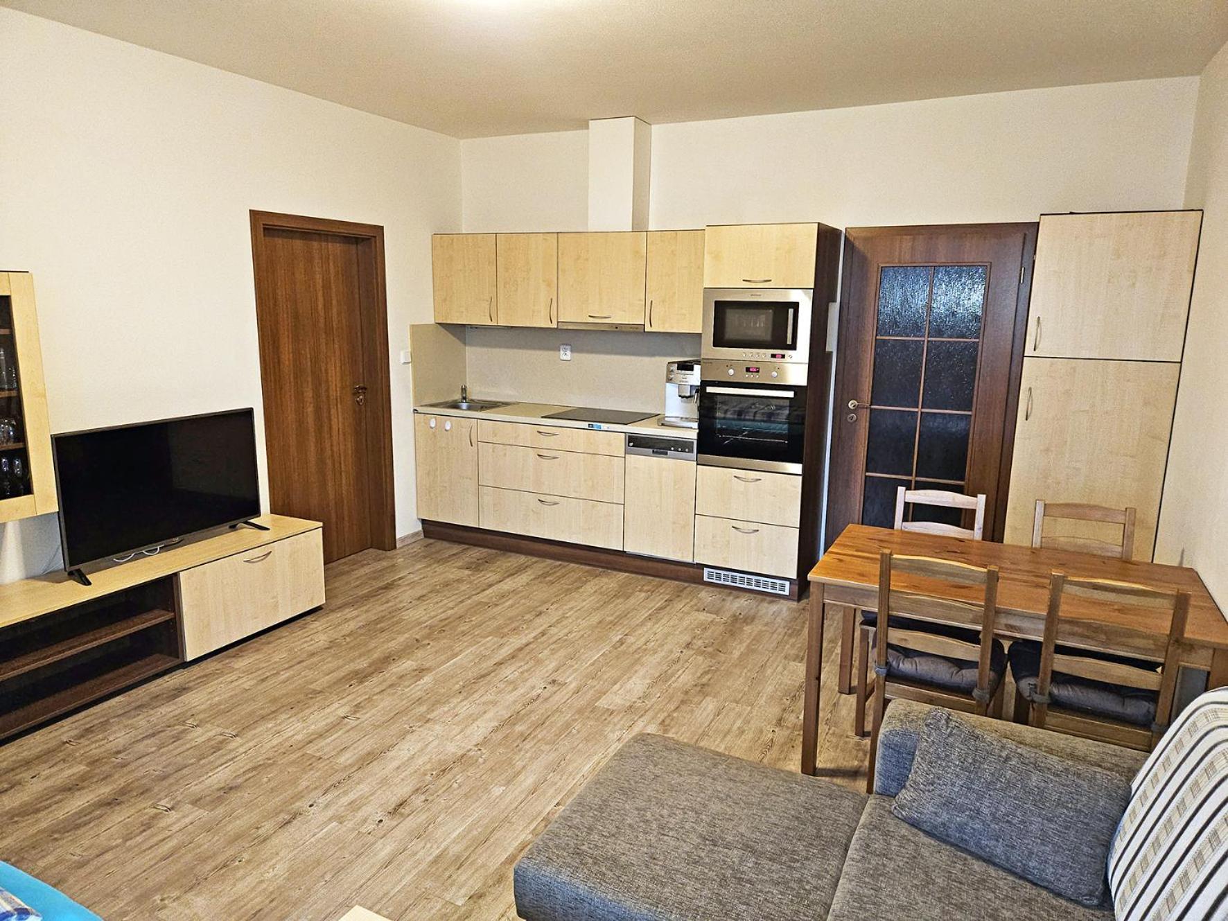 Apartmany Rezac Рокитнице над Ийзероу Екстериор снимка