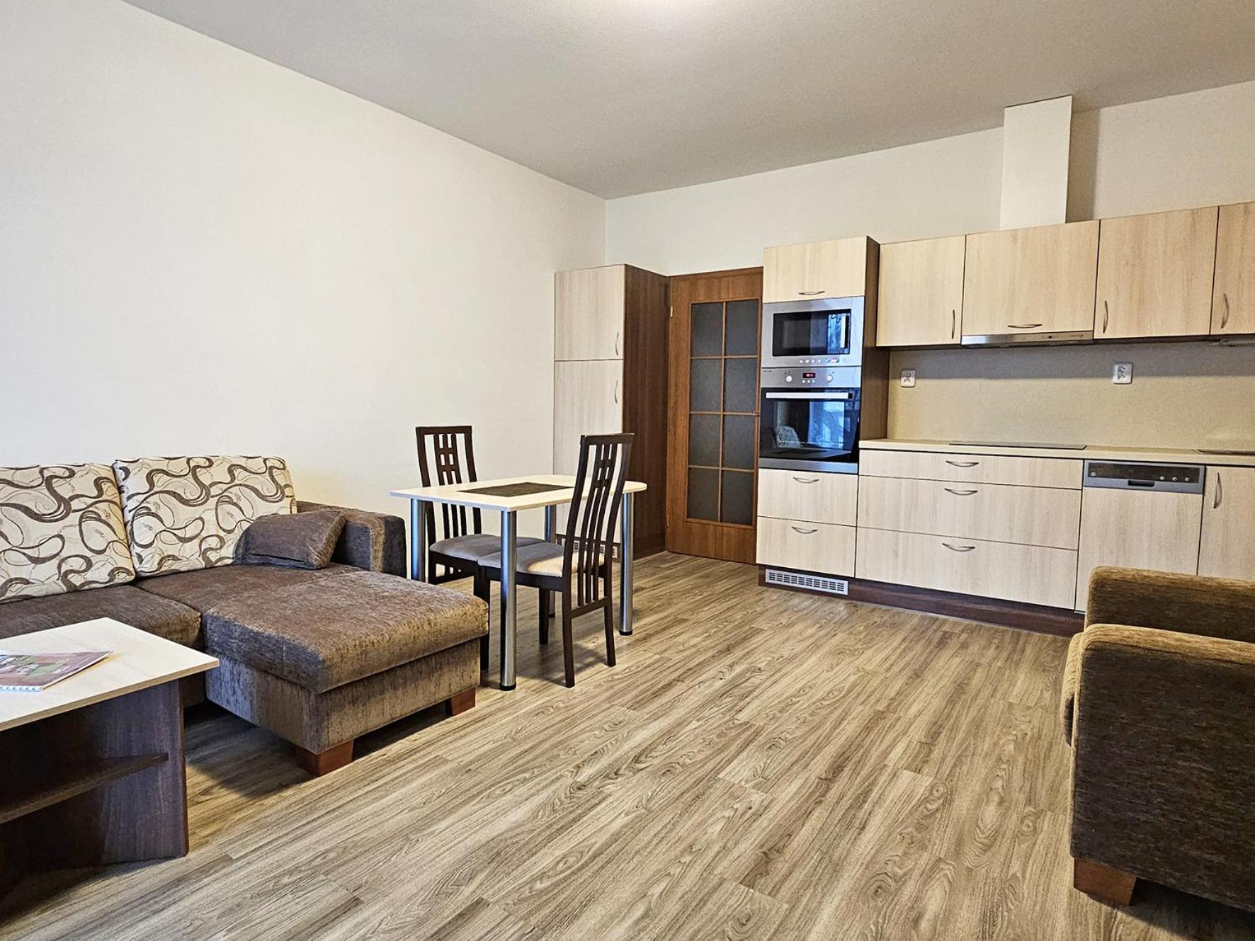 Apartmany Rezac Рокитнице над Ийзероу Екстериор снимка