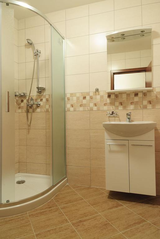 Apartmany Rezac Рокитнице над Ийзероу Стая снимка