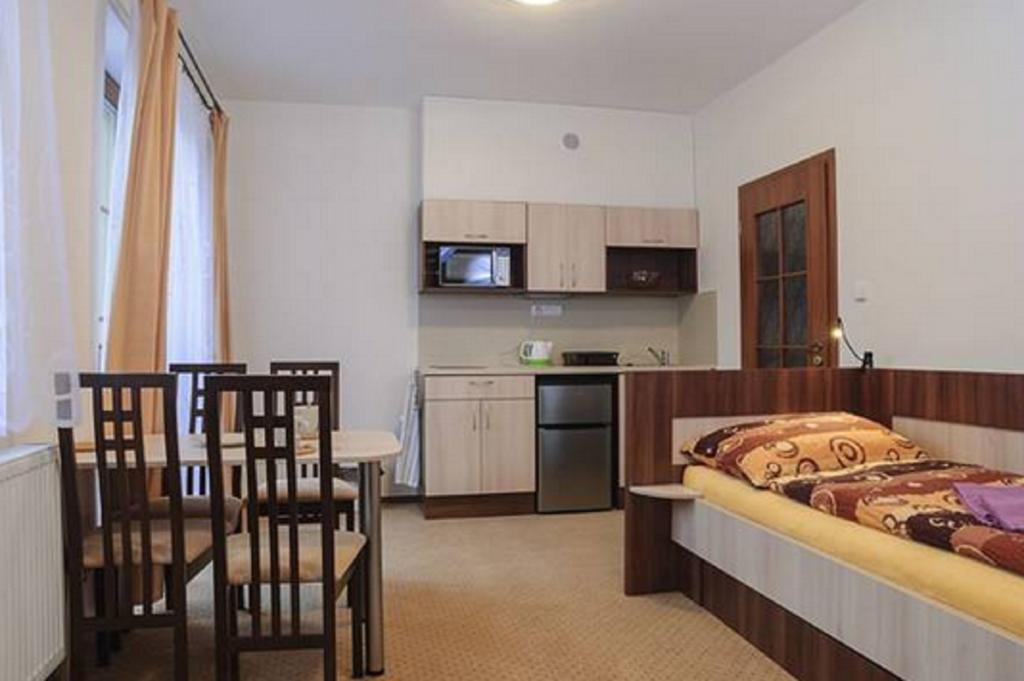 Apartmany Rezac Рокитнице над Ийзероу Стая снимка